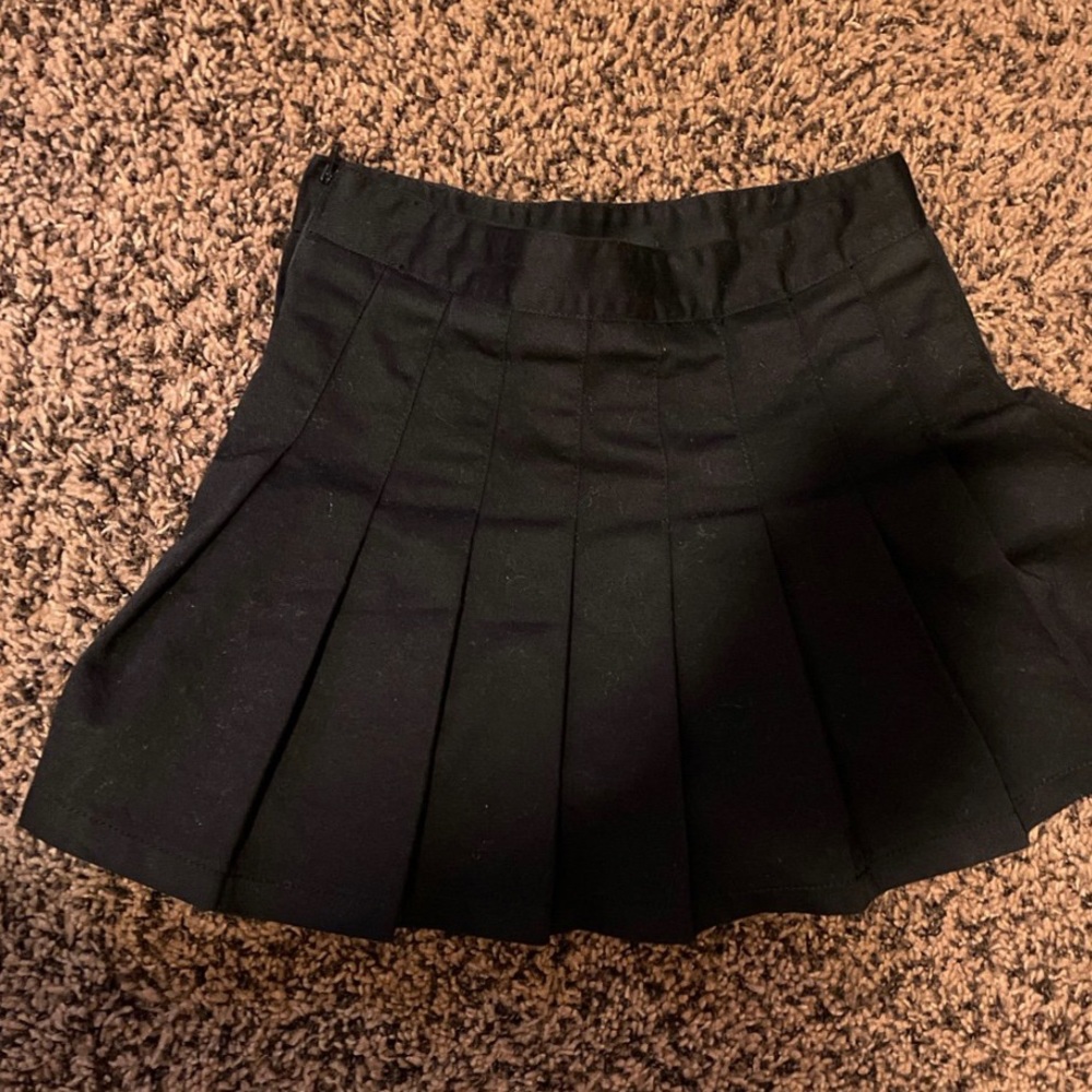 Brandy Melville skirt
